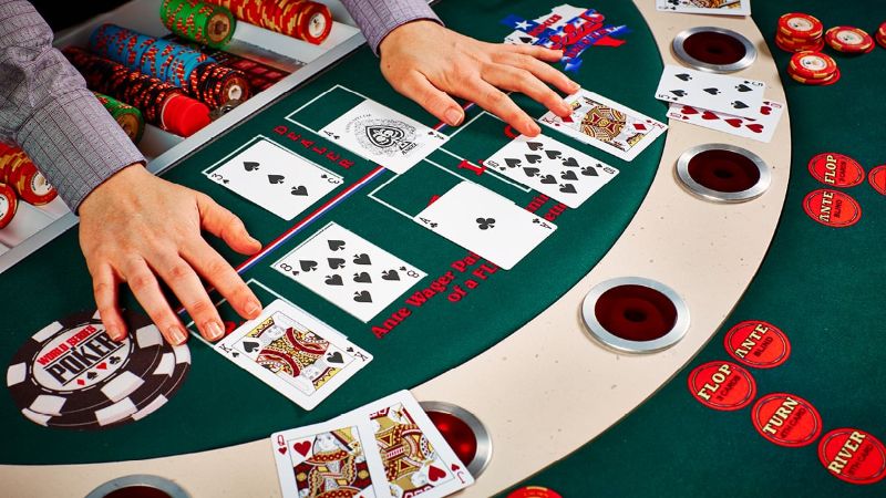 Bài Poker là gì?